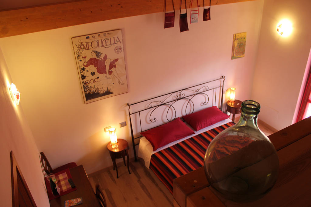 La Bella Vigna Bed and Breakfast Marano di Valpolicella Rum bild